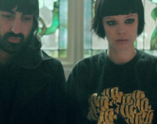 Crystal Castles Стиль Музыки